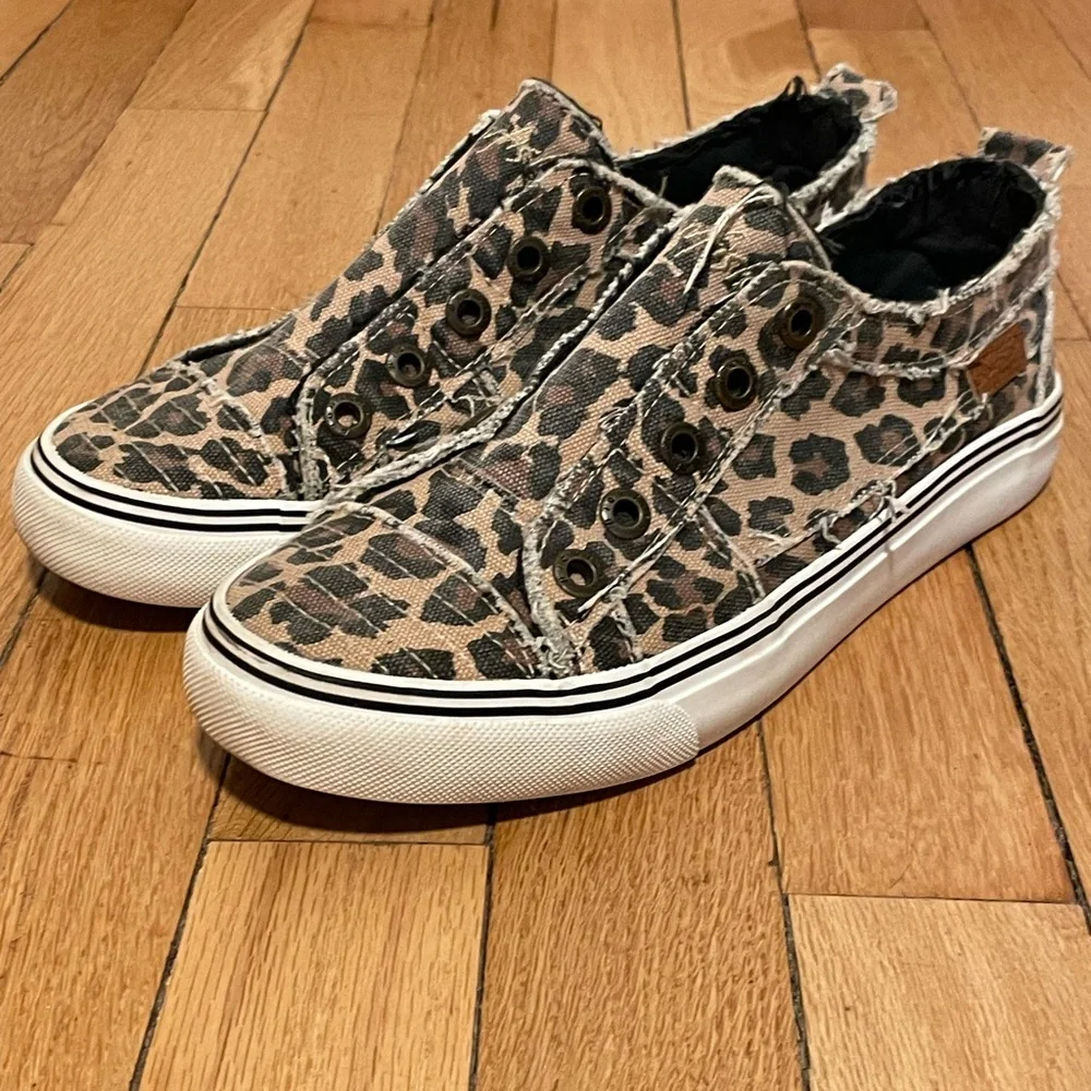 Blowfish Malibu Leopard Print Distressed Canvas Sneakers Women’s 8.5 - Picture 1 of 9